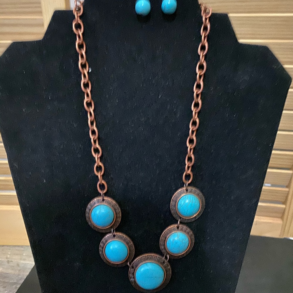 Turquoise set earring and necklace